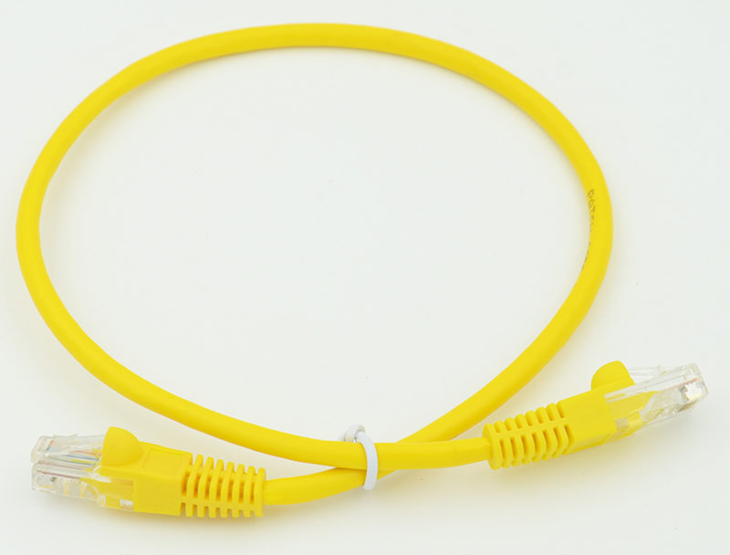 Патч-корд cat.5E stranded molded 0.5м желтый RJ-45 (m)-RJ-45 (m)