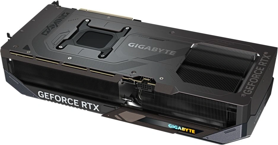 Видеокарта Gigabyte PCI-E 5.0 GV-N5090GAMING OC-32GD NVIDIA GeForce RTX 5090 32Gb 512bit GDDR7 2550/28000 HDMIx1 DPx3 HDCP Ret Видеокарта Gigabyte PCI-E 5.0 GV-N5090GAMING OC-32GD NVIDIA GeForce RTX 5090 32Gb 512bit GDDR7 2550/28000 HDMIx1 DPx3 HDCP Ret