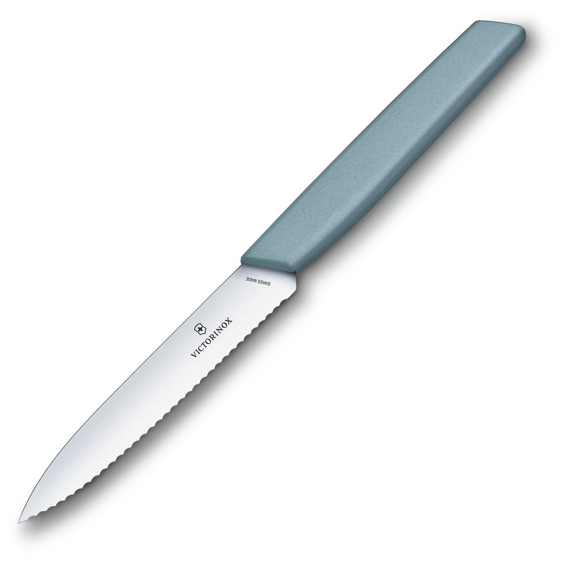 Нож кухонный Victorinox Swiss Modern (6.9006.10W21) стальной универсальный лезв.100мм серрейт. заточка голубой