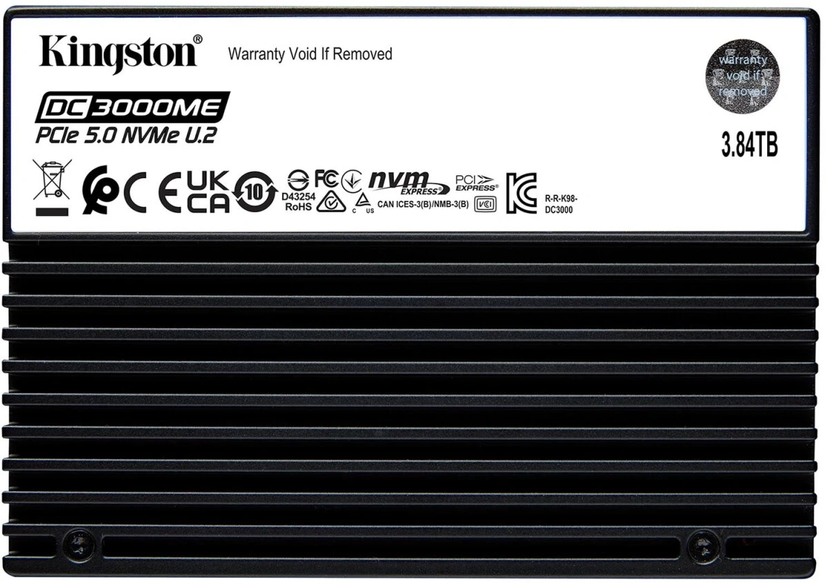 Накопитель SSD Kingston PCIe 5.0 x4 3.84TB SEDC3000ME/3T8 1 DWPD