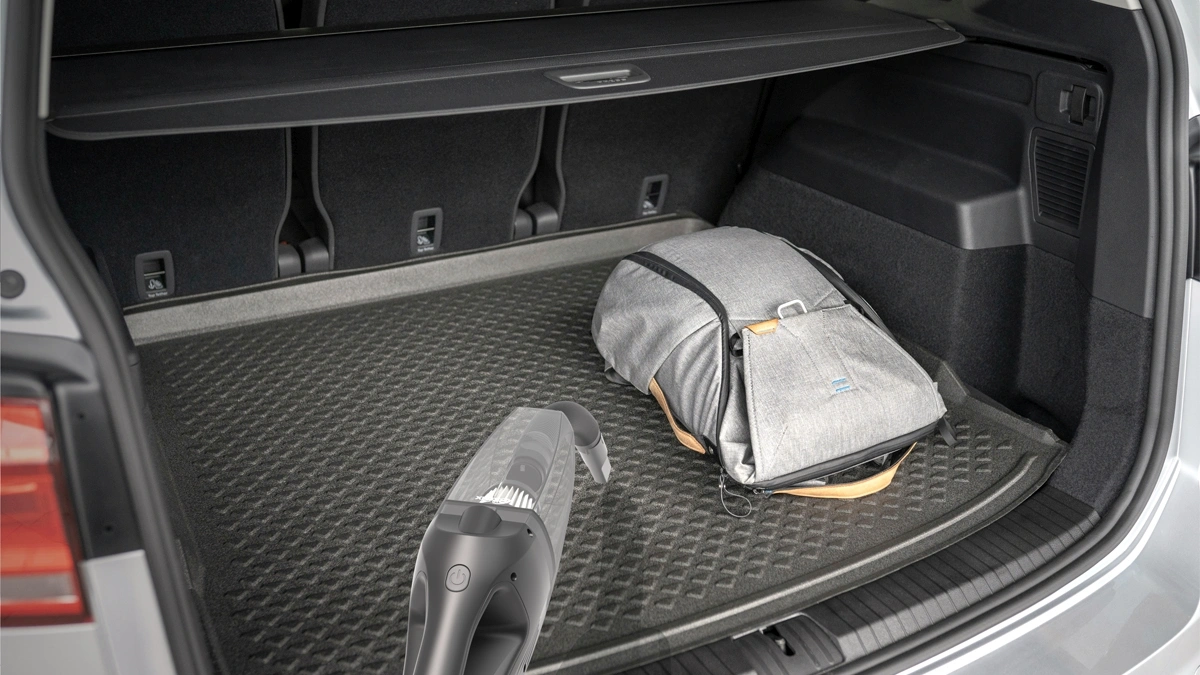 Пылесос Автомобильный Ritmix CVC-002 черный 60Вт