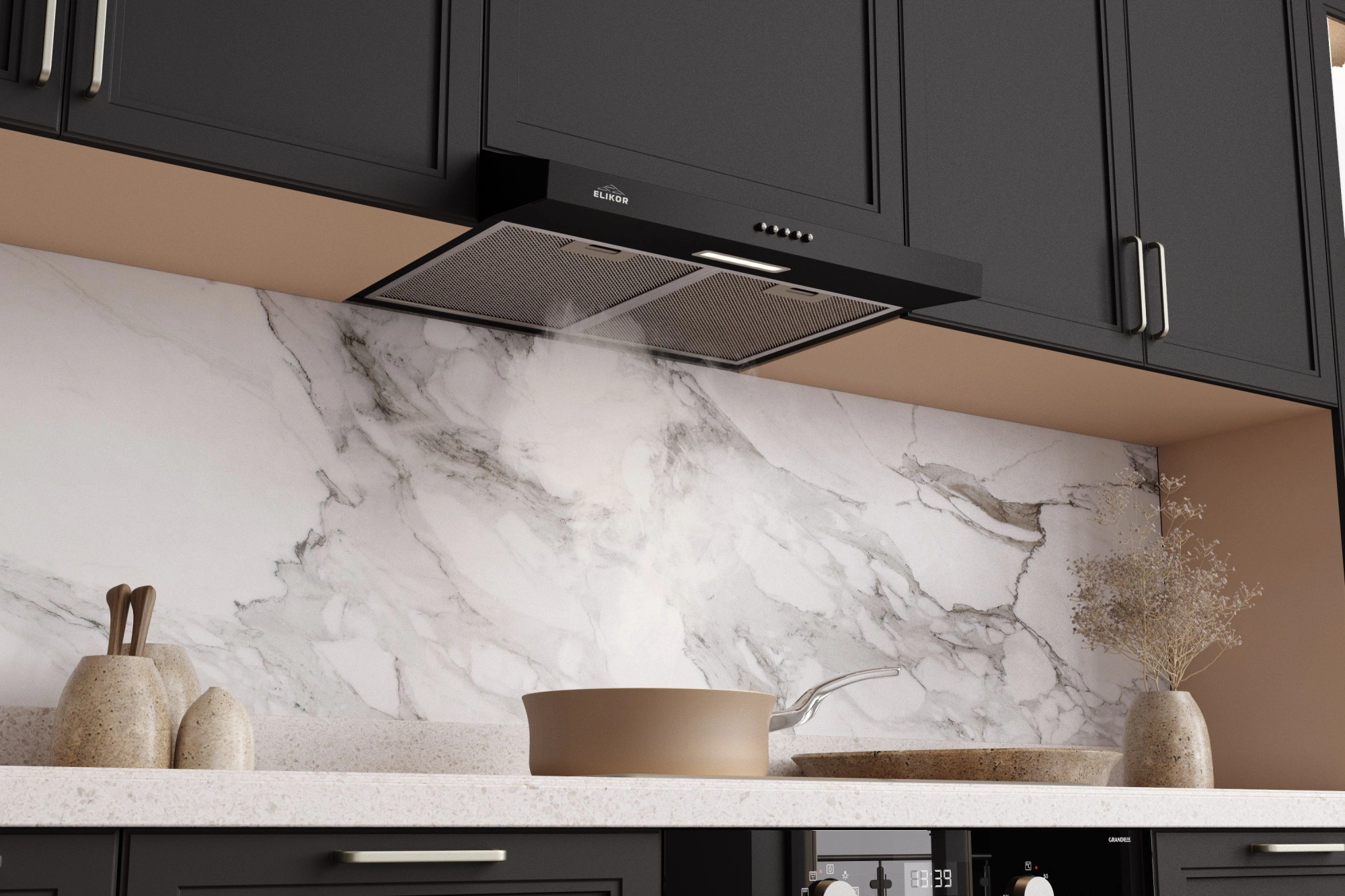 Вытяжка козырьковая Elikor Eco ONE 60 BK черный управление: кнопочное