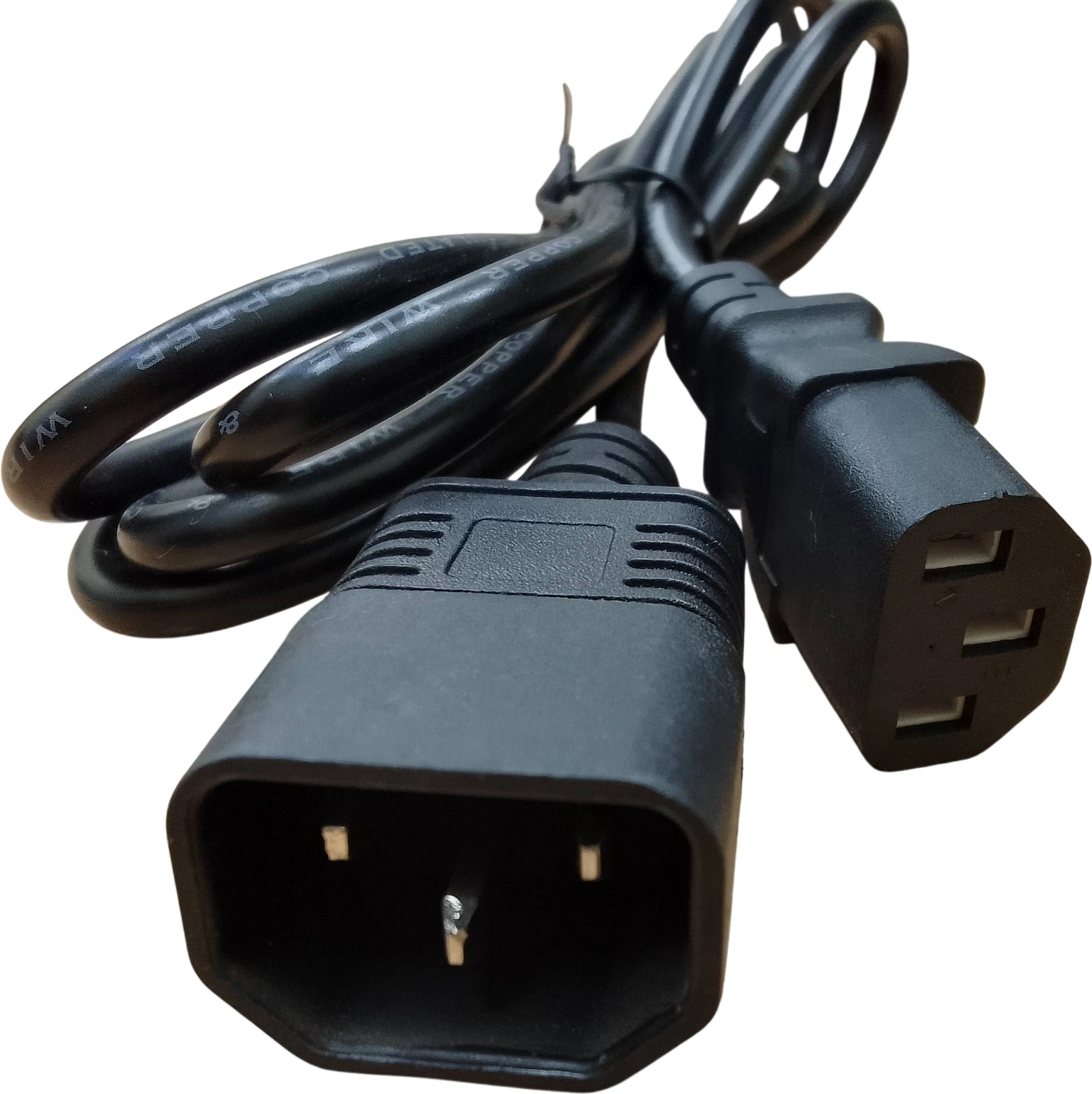 Кабель питания Бештау 1.6м черный C13-C14