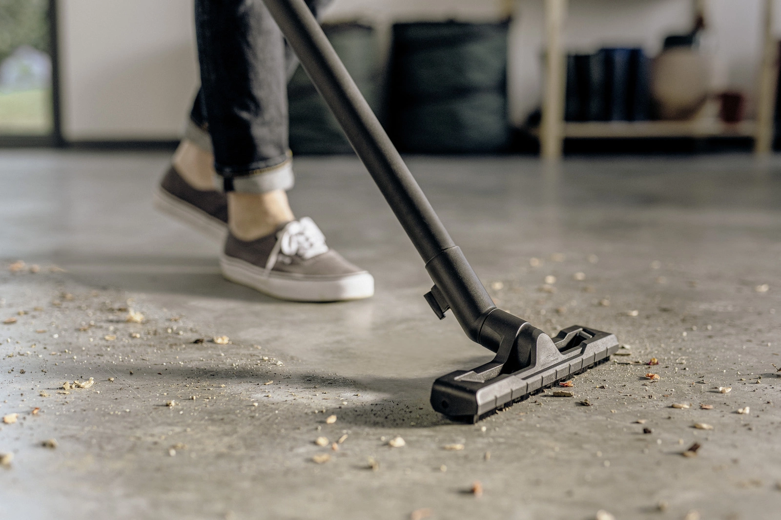 Строительный пылесос Karcher WD 4 V-20/5/22 1000Вт (уборка: сухая/сбор воды) желтый
