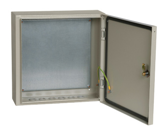 Щит распределительный IEK YKM40-441-54 ЩМП-4.4.1-0 У2 навесной 400мм 150мм 400мм 630A 6шт металл IP54 серый (упак.:1шт) - купить недорого с доставкой в интернет-магазине