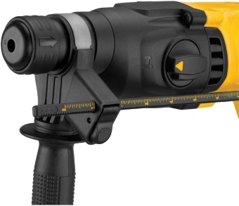 Перфоратор DeWalt DCH133NT патрон:SDS-plus уд.:2.6Дж аккум. (кейс в комплекте) - купить недорого с доставкой в интернет-магазине