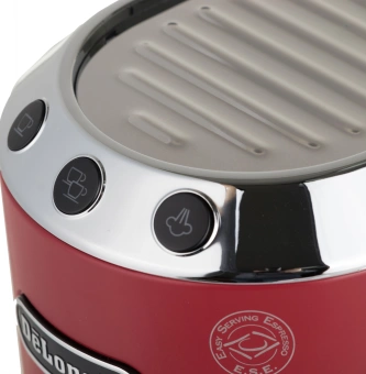 Кофеварка рожковая Delonghi EC685.R 1350Вт красный - купить недорого с доставкой в интернет-магазине
