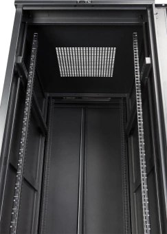 Шкаф серверный Lanmaster (TWT-CBB-32U-6X10-G1) напольный 32U 600x1000мм пер.дв.стекл задн.дв.двуст. 2 бок.пан. 800кг черный - купить недорого с доставкой в интернет-магазине