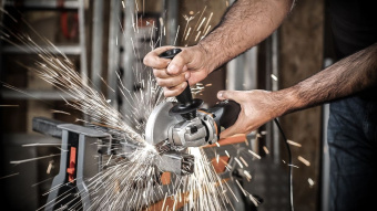 Углошлифовальная машина Worx WX711.1 750Вт 12000об/мин рез.шпин.:M14 d=115мм жестк.кейс - купить недорого с доставкой в интернет-магазине