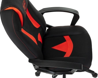 Кресло игровое Zombie 200 черный/красный ткань/эко.кожа крестов. пластик пластик черный - купить недорого с доставкой в интернет-магазине