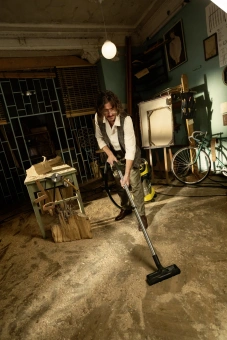 Строительный пылесос Karcher WD 6 P S V-30/6/22/T 1300Вт (уборка: сухая/влажная/выдув/сбор воды) желтый - купить недорого с доставкой в интернет-магазине