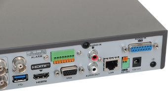 Видеорегистратор Hikvision iDS-7216HQHI-M1/XT - купить недорого с доставкой в интернет-магазине