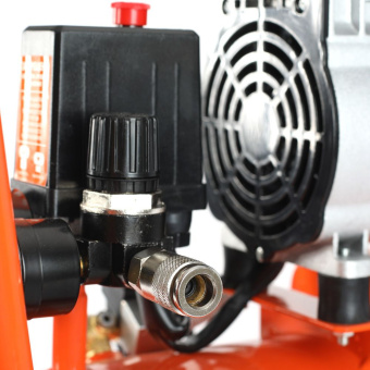 Компрессор поршневой Patriot WO 24-220 безмасляный 200л/мин 24л 1250Вт оранжевый - купить недорого с доставкой в интернет-магазине