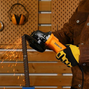 Углошлифовальная машина Deko DKAG750 750Вт 12000об/мин рез.шпин.:M14 d=125мм (063-4164) - купить недорого с доставкой в интернет-магазине