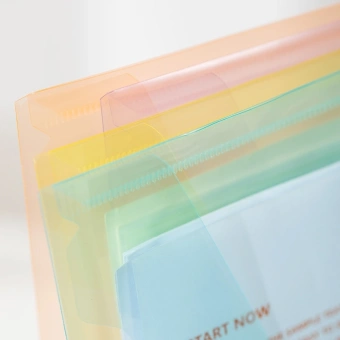 Конверт на кнопке Deli EF766 A4 гориз. расшир. полипропилен 0.16мм ассорти - купить недорого с доставкой в интернет-магазине