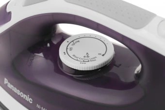 Утюг Panasonic NI-M300TVTW 1800Вт белый/фиолетовый - купить недорого с доставкой в интернет-магазине