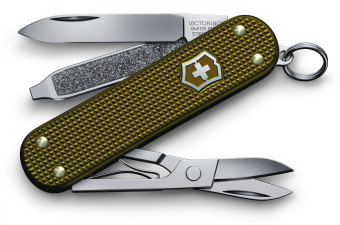 Нож перочинный Victorinox Classic SD Alox L E 2024 (0.6221.L24) 58мм 5функц. коричневый подар.коробка - купить недорого с доставкой в интернет-магазине