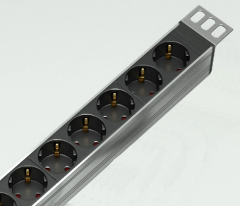 Блок распределения питания Rem R-16-15S-10C13-V-1820 верт.размещ. 15xSchuko 10xC13 базовые 16A C20 - купить недорого с доставкой в интернет-магазине