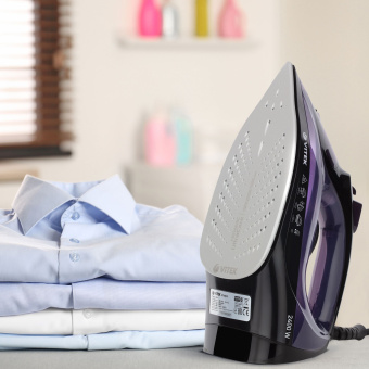 Утюг Vitek 8316-VT-02 2400Вт фиолетовый/черный - купить недорого с доставкой в интернет-магазине