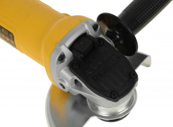 Углошлифовальная машина DeWalt DWE4057 800Вт 11800об/мин рез.шпин.:M14 d=125мм (DWE4057-QS) - купить недорого с доставкой в интернет-магазине