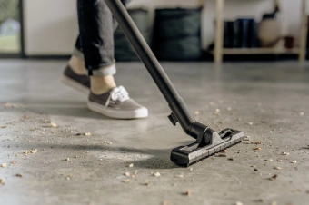Строительный пылесос Karcher WD 4 V-20/5/22 1000Вт (уборка: сухая/сбор воды) желтый - купить недорого с доставкой в интернет-магазине