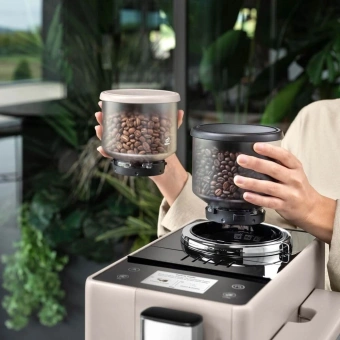 Кофемашина Delonghi EXAM440.55.BG 1450Вт бежевый - купить недорого с доставкой в интернет-магазине