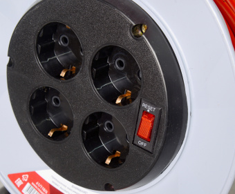 Удлинитель силовой Ресанта СУ-3х1,5-30/2 (61/118/6) 2x1.0кв.мм 4розет. 40м ПВС катушка серый - купить недорого с доставкой в интернет-магазине