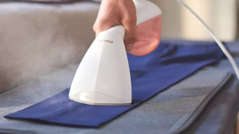 Отпариватель ручной Philips GC801/10 1600Вт коралловый - купить недорого с доставкой в интернет-магазине