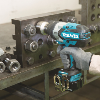 Гайковерт Makita DTW1002Z аккум. патрон:квад.3/4" - купить недорого с доставкой в интернет-магазине