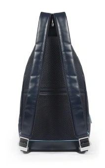 Рюкзак слинг мужской Piquadro Blue Square CA4827B2/BLU2 синий натур.кожа - купить недорого с доставкой в интернет-магазине
