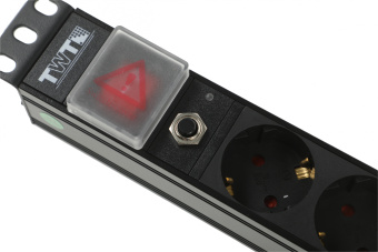 Блок распределения питания Lanmaster TWT-PDU19-10A8P гор.размещ. 8xSchuko базовые 10A - купить недорого с доставкой в интернет-магазине