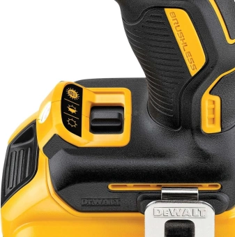 Дрель-шуруповерт DeWalt DCD796D2-QW аккум. патрон:быстрозажимной (кейс в комплекте) - купить недорого с доставкой в интернет-магазине