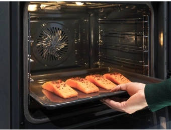 Духовой шкаф Электрический Electrolux EOB8S39H черный - купить недорого с доставкой в интернет-магазине