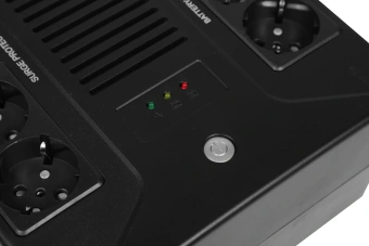 Источник бесперебойного питания Smartwatt Safe Pro 600Вт 1000ВА черный - купить недорого с доставкой в интернет-магазине