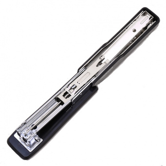 Степлер Deli E0300BLACK Exceed 24/6 26/6 (25листов) черный 100скоб металл/пластик коробка - купить недорого с доставкой в интернет-магазине