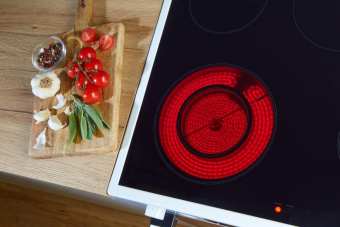 Плита Электрическая Gorenje GECS5C70WA белый/черный стеклокерамика (без крышки) - купить недорого с доставкой в интернет-магазине