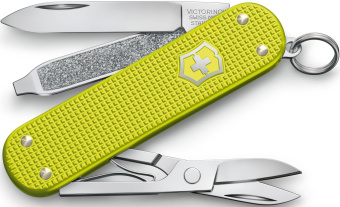 Нож перочинный Victorinox Classic SD Alox (0.6221.L23) 58мм 5функц. желтый подар.коробка - цена, купить или заказать с доставкой в интернет-магазине Нож перочинный Victorinox Classic SD Alox (0.6221.L23) 58мм 5функц. желтый подар.коробка - купить недорого с доставкой в интернет-магазине