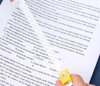 Клейкая лента канцелярская Deli EA697 прозрачная шир.12мм дл.27м 38мкр блистер (упак.:2шт) в комп.:диспенсер для клейкой ленты - купить недорого с доставкой в интернет-магазине