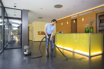 Строительный пылесос Karcher Me Classic NT 20/1 1500Вт (уборка: сухая/влажная/сбор воды) серый - купить недорого с доставкой в интернет-магазине