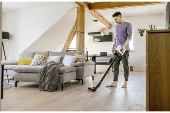 Пылесос ручной Karcher VC 4 Cordless myHome Car 140Вт белый/черный - купить недорого с доставкой в интернет-магазине