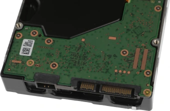 Жесткий диск WD SATA-III 20TB 0F38785/0F38643 WUH722020BLE6L4 Server Ultrastar DC HC560 512E (7200rpm) 512Mb 3.5" - купить недорого с доставкой в интернет-магазине