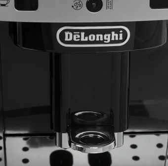 Кофемашина Delonghi Magnifica ECAM22.110.B 1450Вт черный - купить недорого с доставкой в интернет-магазине