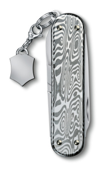 Нож перочинный Victorinox Classic Brilliant Damast (0.6221.34) 58мм 5функц. серебристый подар.коробка - купить недорого с доставкой в интернет-магазине