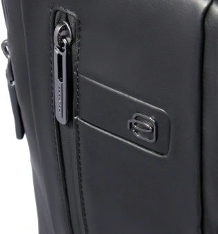 Рюкзак слинг Piquadro Urban CA6801UB00/N черный натур.кожа - купить недорого с доставкой в интернет-магазине