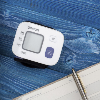 Тонометр автоматический Omron RS2 (HEM-6121-RU) - купить недорого с доставкой в интернет-магазине