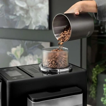 Кофемашина Delonghi Rivelia EXAM440.55.B 1450Вт серебристый/черный - купить недорого с доставкой в интернет-магазине