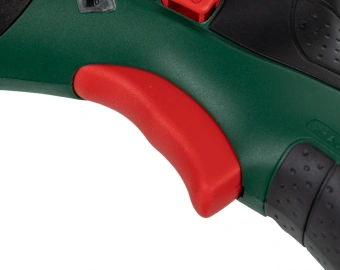 Цепная пила Bosch EasyCut12 аккум. дл.шины:2.5" (6.5cm) 1аккум. ЗУ (06033C9020) - купить недорого с доставкой в интернет-магазине