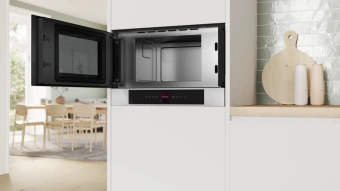 Микроволновая печь Bosch BFL7221W1 21л. 900Вт белый (встраиваемая) - купить недорого с доставкой в интернет-магазине
