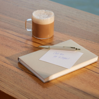 Ручка шариков. Parker IM Monochrome K328 (2172956) Champagne PVD M син. черн. подар.кор. - купить недорого с доставкой в интернет-магазине