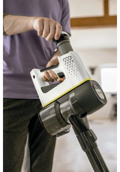 Пылесос ручной Karcher VC 4 Cordless myHome Car 140Вт белый/черный - купить недорого с доставкой в интернет-магазине